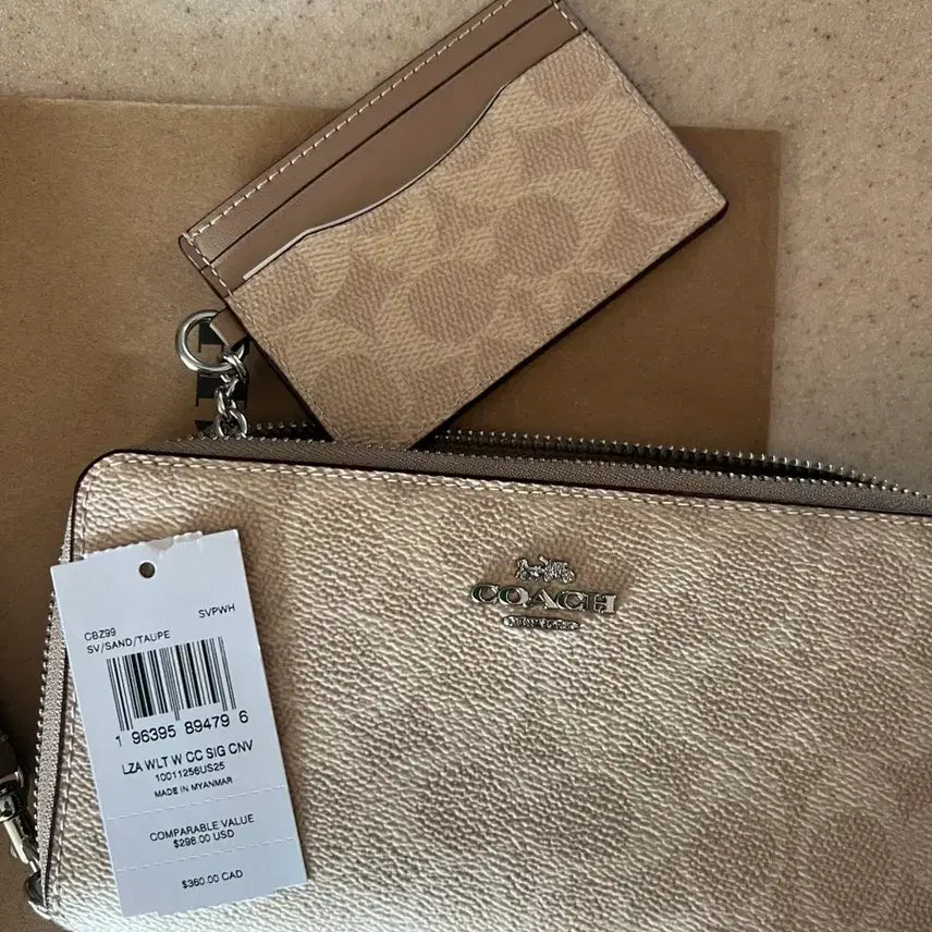 [BUNJANG] Coach Long Wallet (New) / 코치 장지갑 (새제품)