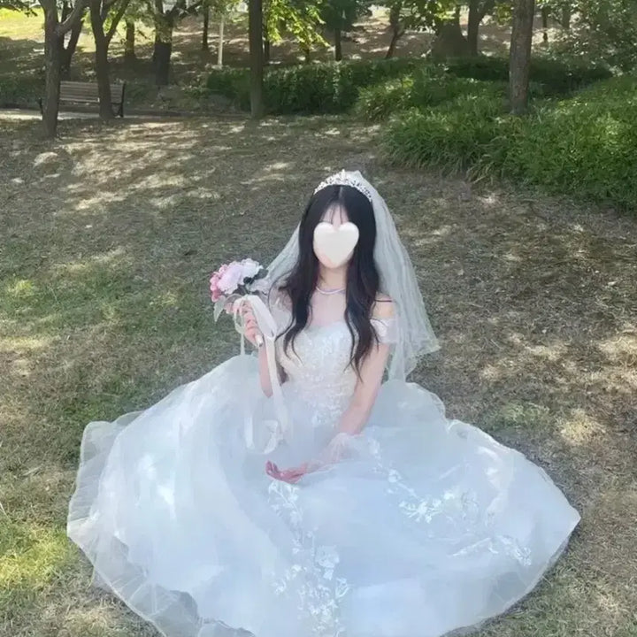 [BUNJANG] Wedding Dress Rental / 퀄리티 보장) 졸업사진 고퀄 웨딩드레스 대여 (부케 포함)