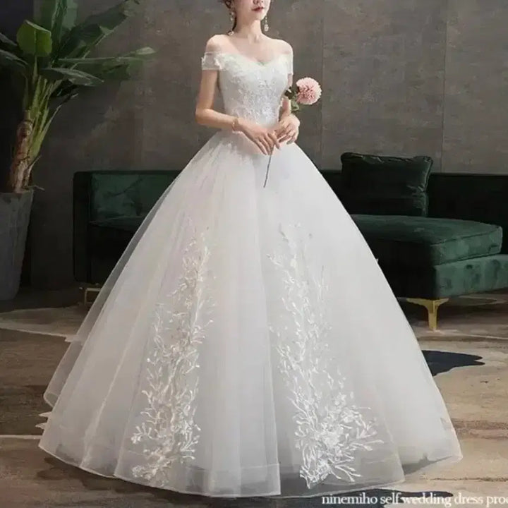[BUNJANG] Wedding Dress Rental / 퀄리티 보장) 졸업사진 고퀄 웨딩드레스 대여 (부케 포함)