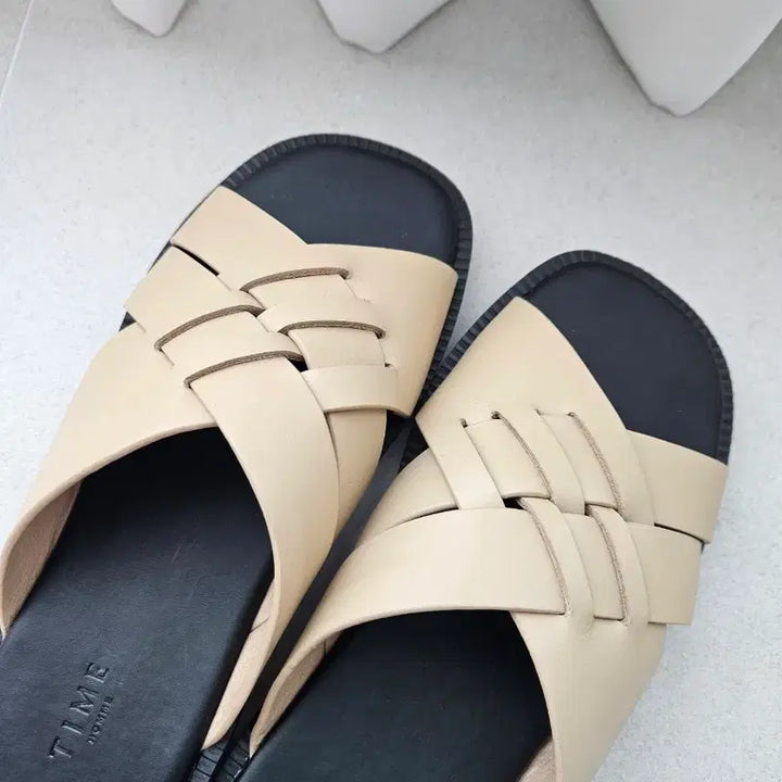 [BUNJANG] Time Homme Leather Slippers / 타임옴므 슬리퍼