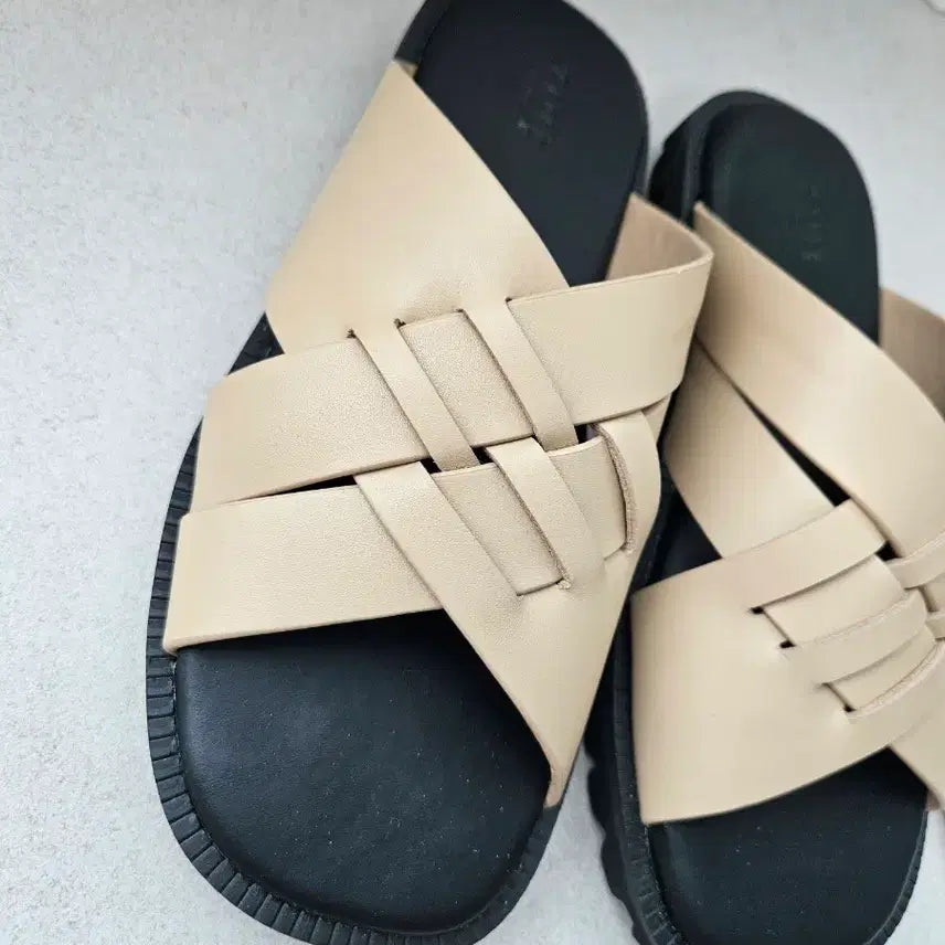 [BUNJANG] Time Homme Leather Slippers / 타임옴므 슬리퍼