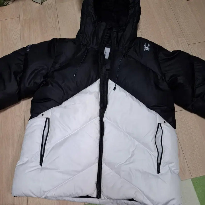[BUNJANG] Spiders Goose Down Padded Jacket / 스파이더 구스다운 패딩