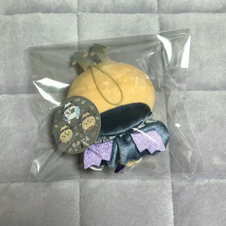[BUNJANG] Chiikawa Usagi Angel &amp; Devil Mascot Plush / 치이카와 천사 악마 마스코트 인형 우사기