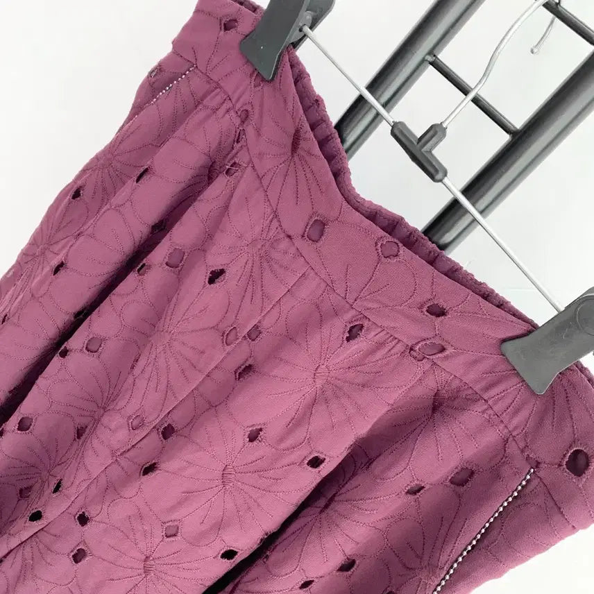 [BUNJANG] ANNA SUI Punching Lace Wide Pants Burgundy / 정품 안나수이 ANNA SUI 펀칭 레이스 와이드 팬츠 버건디