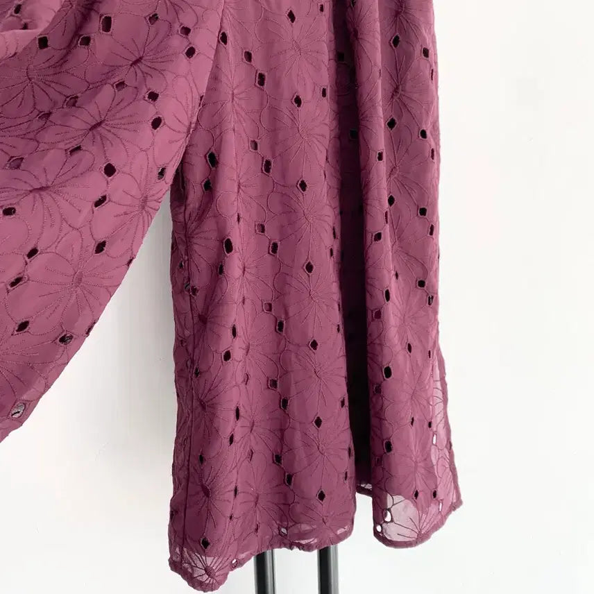 [BUNJANG] ANNA SUI Punching Lace Wide Pants Burgundy / 정품 안나수이 ANNA SUI 펀칭 레이스 와이드 팬츠 버건디
