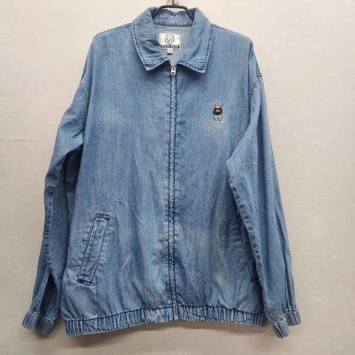 [BUNJANG] Who.A.U Steve Bear Embroidered Washed Denim Varsity Jacket (L) / 후아유 스티브 베어 자수 워싱 데님 바시티 자켓L(2XL)