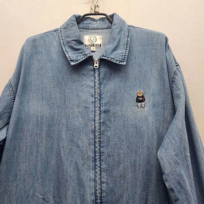 [BUNJANG] Who.A.U Steve Bear Embroidered Washed Denim Varsity Jacket (L) / 후아유 스티브 베어 자수 워싱 데님 바시티 자켓L(2XL)