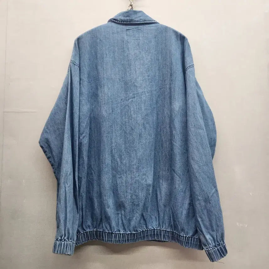 [BUNJANG] Who.A.U Steve Bear Embroidered Washed Denim Varsity Jacket (L) / 후아유 스티브 베어 자수 워싱 데님 바시티 자켓L(2XL)