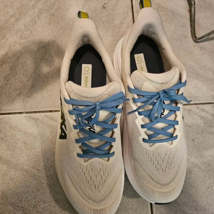 [BUNJANG] Hoka Running Shoes / 호카 운동화 팝니다