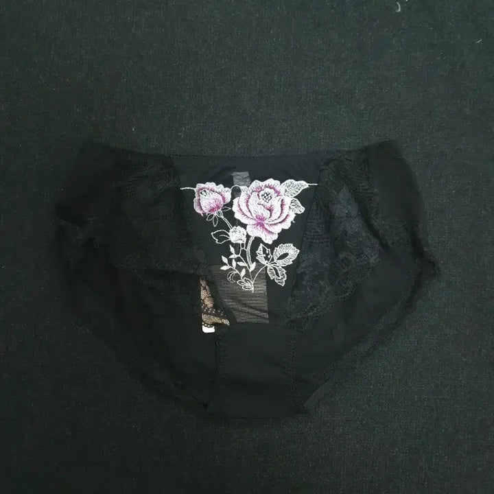 [BUNJANG] Hemline Lace Panties - 10-Piece Set (Size 100) / (사이즈 100)햄라인 레이스 팬티 10장세트