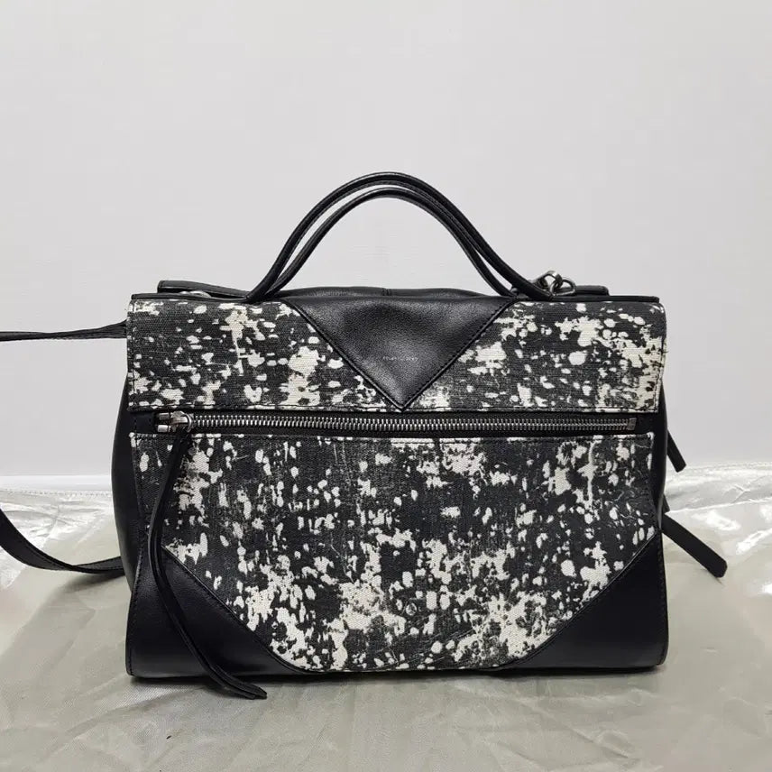[BUNJANG] Rouge &amp; Lounge Paint Print Two-Way Bag / 루즈앤라운지/페인트프린트백/투웨이백/가로29세로21/파라오쇼핑