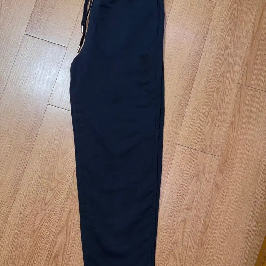[BUNJANG] BTS Army Heart Embroidery Drawstring Training Pants / 아미 트레이닝팬츠