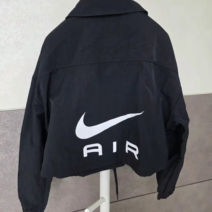 [BUNJANG] Nike Air Modest Cropped Woven Jacket (Size 90) / 나이키 에어 모디스트 크롭 우븐 자켓 90사이즈