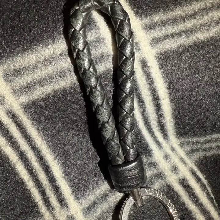 [BUNJANG] Bottega Veneta Leather Keyring / 보테가 베네타 레더 키링 블랙