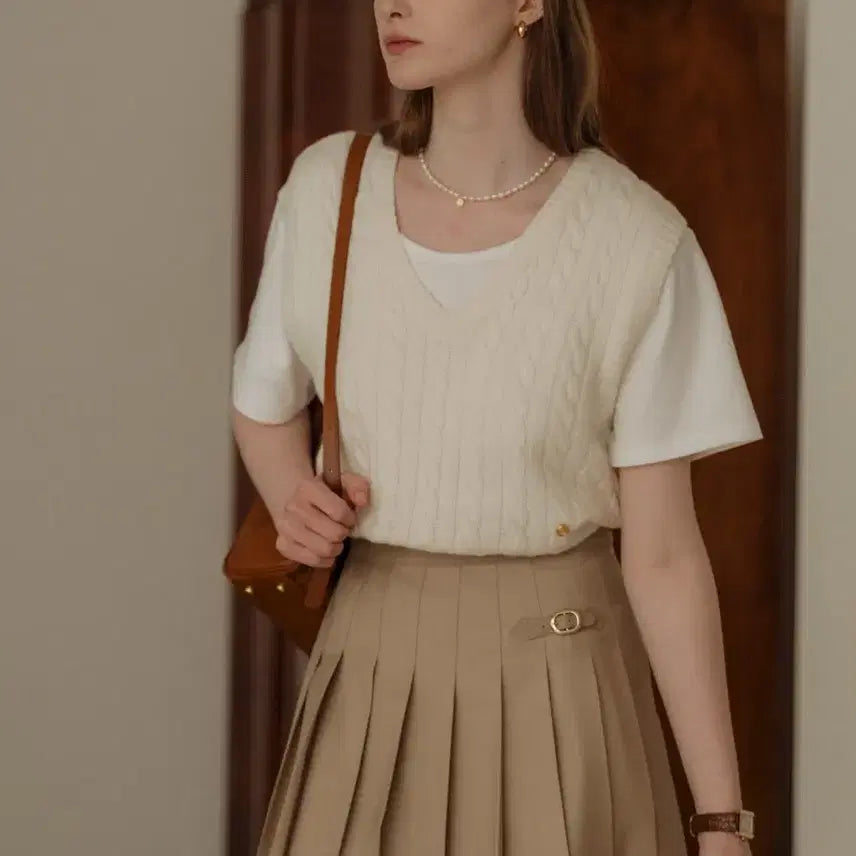 [BUNJANG] TILLIDIE Pleated Buckle Point Skirt / 틸아이다이 Buckle point pleats skirt