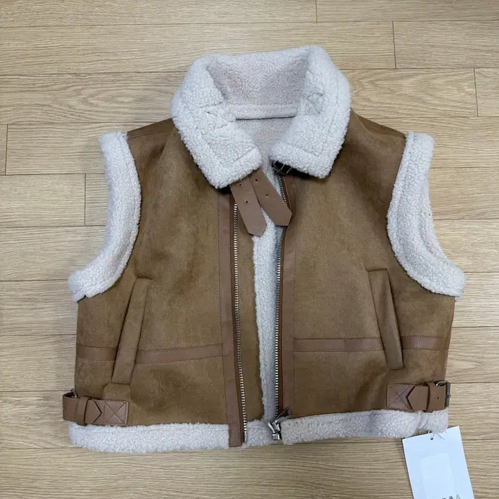 [BUNJANG] Brown Suede Sherpa Vest / [새상품] 브라운 무스탕 양털 조끼