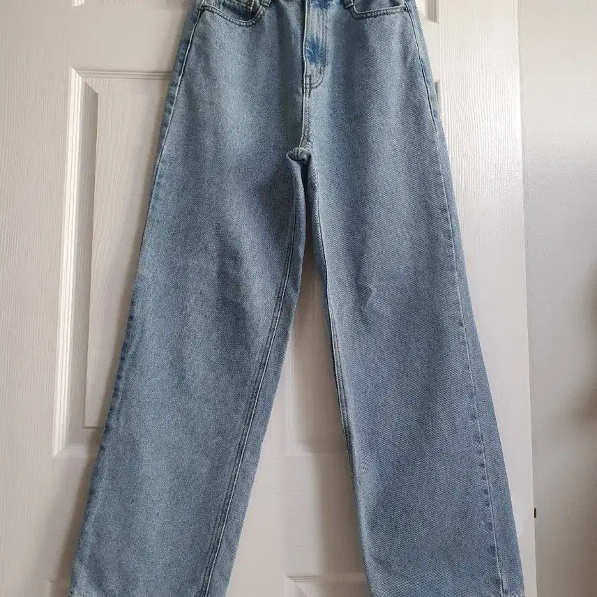 [BUNJANG] Million Cor Semi Wide Jeans (Size S) / (상태좋음)밀리언 코르 세미 와이드 청바지 S사이즈