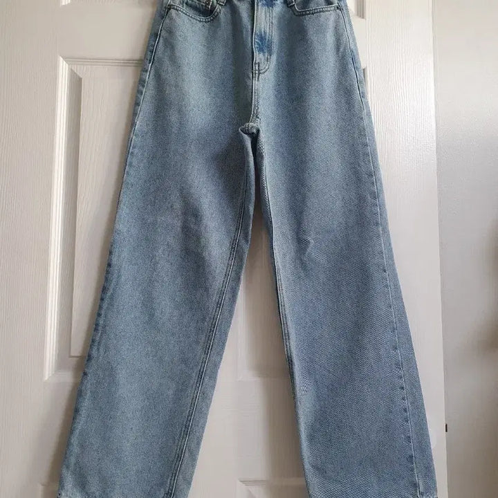 [BUNJANG] Million Cor Semi Wide Jeans (Size S) / (상태좋음)밀리언 코르 세미 와이드 청바지 S사이즈