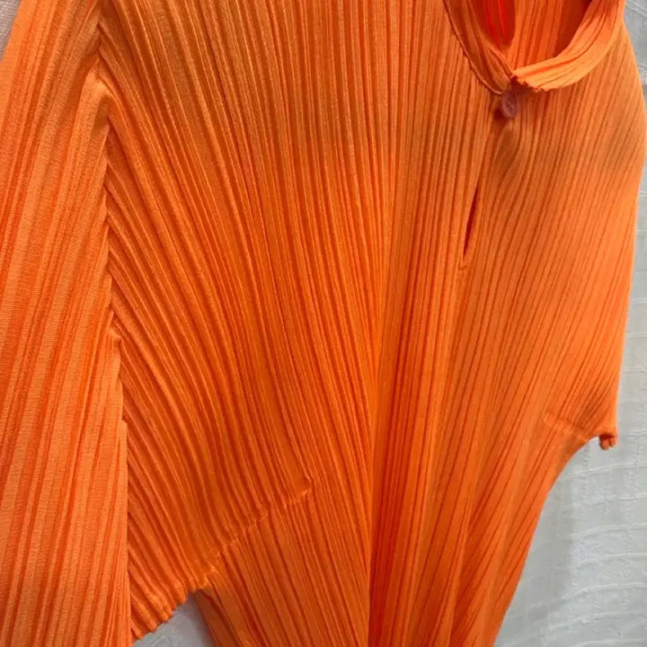 [BUNJANG] Issey Miyake Pleats Orange Short Sleeve T-shirt / 이세미야케 플리츠오렌지색 반팔티 사용가 없음