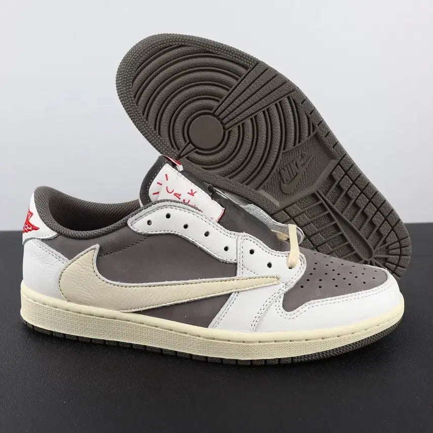 [BUNJANG] Nike Air Jordan 1 Low Retro Hook 1.0 Collaboration Basketball Shoes / 에어조던1 후크1.0 초대 콜라보레이션 로우 레트로 농구화사이즈 260