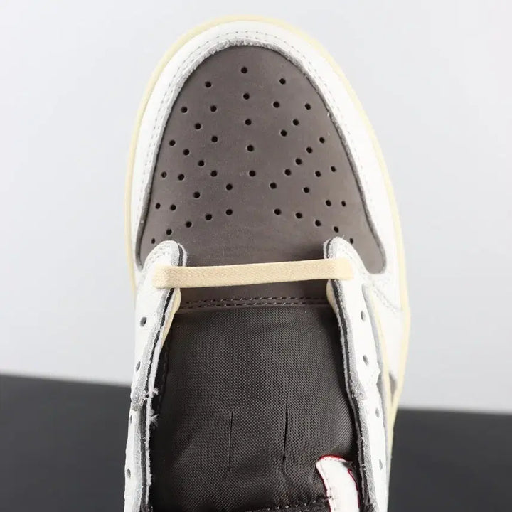 [BUNJANG] Nike Air Jordan 1 Low Retro Hook 1.0 Collaboration Basketball Shoes / 에어조던1 후크1.0 초대 콜라보레이션 로우 레트로 농구화사이즈 260