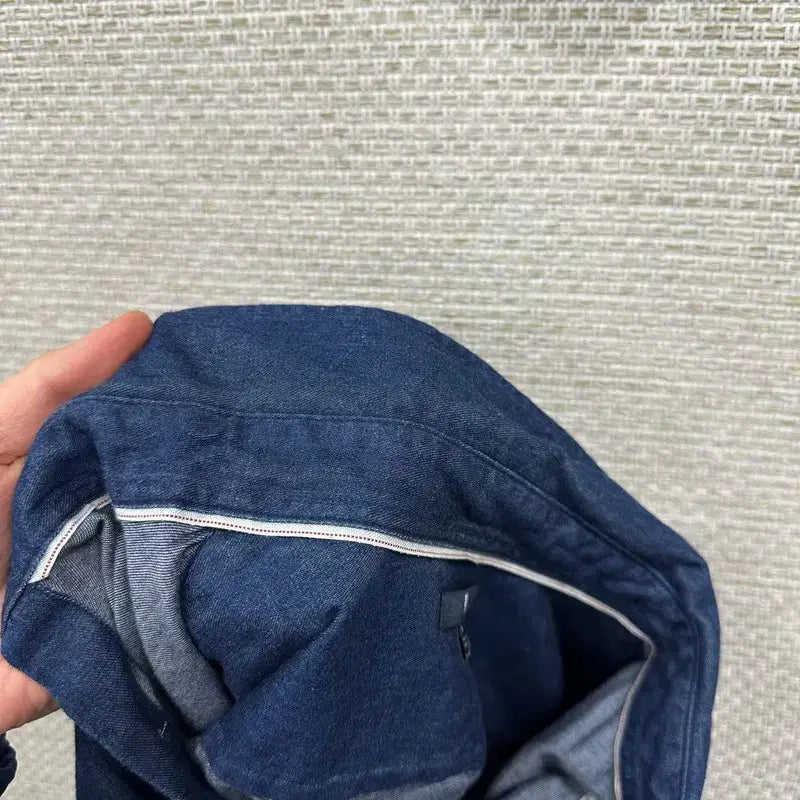 [BUNJANG] Uniqlo Casual Denim Shirt M / 유니클로 캐주얼 데님 셔츠 M A07847