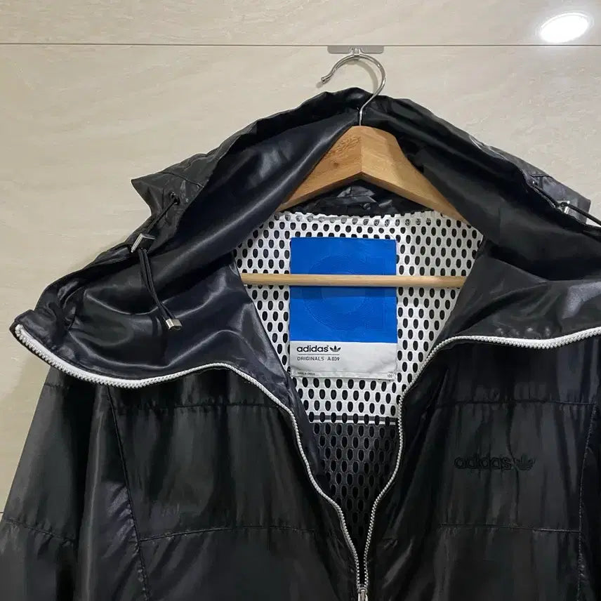 [BUNJANG] Adidas High-Neck Woven Jacket / 아디다스 / 하이넥 우븐 자켓, 바람막이, 남성자켓 / 105