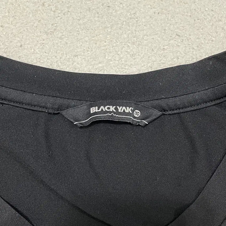 [BUNJANG] Black Yak Functional Spandex Short Sleeve T-shirt / 2XL 블랙야크 기능성 스판 반팔티셔츠 0319