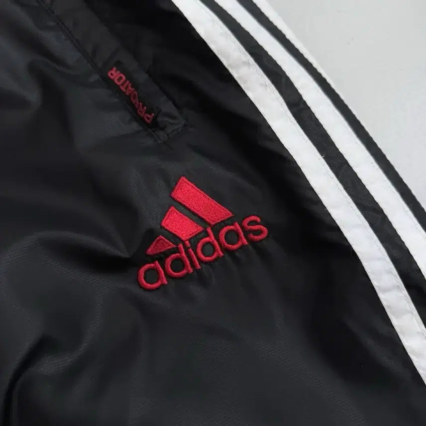 [BUNJANG] Adidas 00s Three-Stripe Old School Track Pants / 아디다스 00s 삼선 올드스쿨 바람막이 트랙팬츠