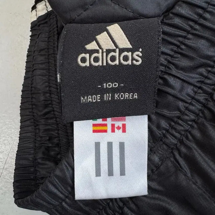 [BUNJANG] Adidas 00s Three-Stripe Old School Track Pants / 아디다스 00s 삼선 올드스쿨 바람막이 트랙팬츠