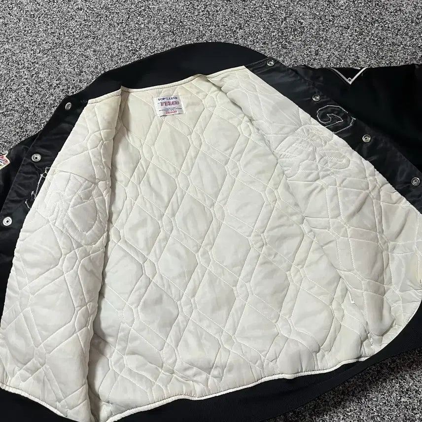 [BUNJANG] Vintage USA Chicago Black Satin Baseball Jacket / 빈티지 USA시카고 블랙 새틴 야구 점퍼