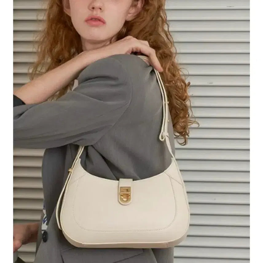[BUNJANG] Elegant Paris Bonnie Russeller Shoulder Bag Ivory / 엘레강스 파리 보니 러셀러 숄더백 아이보리