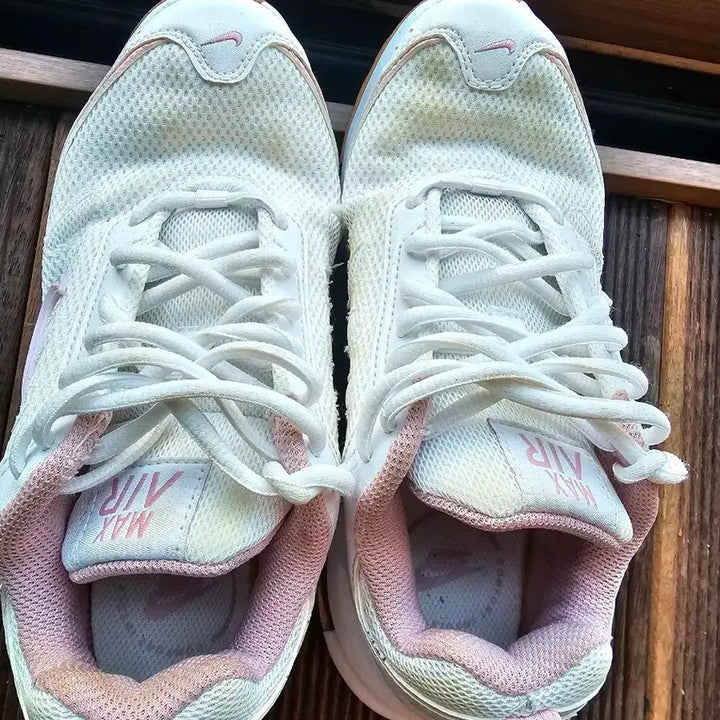 [BUNJANG] Nike Air Max White/Pink Sneakers 235mm / 나이키 에어맥스 화이트/핑크 운동화 235