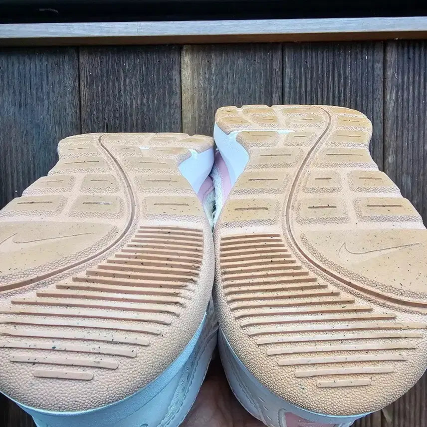 [BUNJANG] Nike Air Max White/Pink Sneakers 235mm / 나이키 에어맥스 화이트/핑크 운동화 235