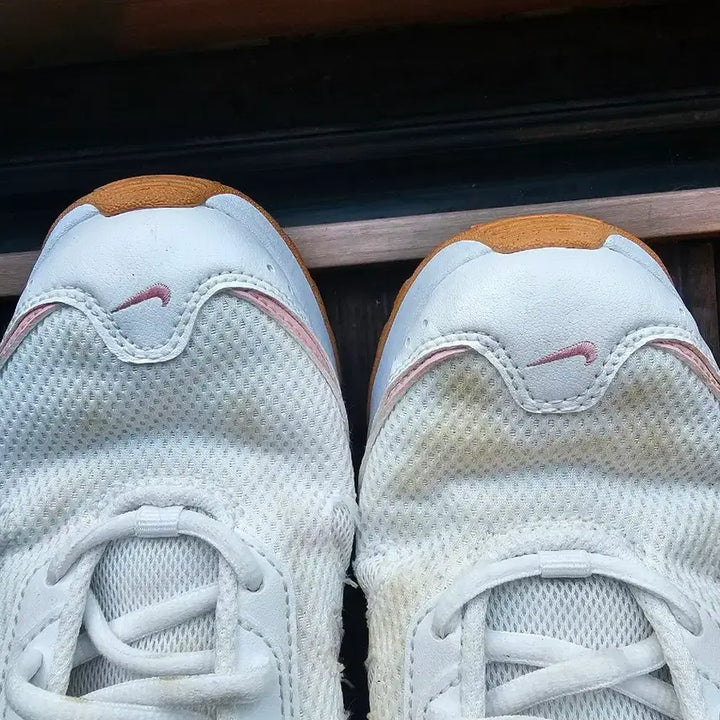 [BUNJANG] Nike Air Max White/Pink Sneakers 235mm / 나이키 에어맥스 화이트/핑크 운동화 235
