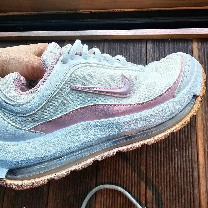 [BUNJANG] Nike Air Max White/Pink Sneakers 235mm / 나이키 에어맥스 화이트/핑크 운동화 235