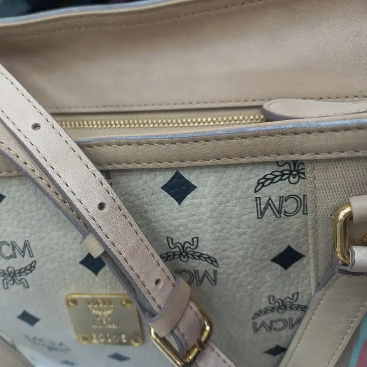 [BUNJANG] MCM Logo Tote Bag &amp; Shoulder Bag / MCM 로고 토트백 겸 숄더백