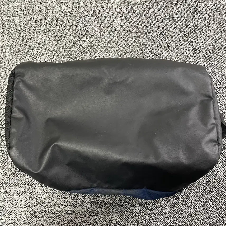 [BUNJANG] Nike Brasilia 9.5 Training Duffel Bag / 빈티지9. 나이키 브라질리아 9.5 트레이닝 더플백 크로스백 가방 보스턴