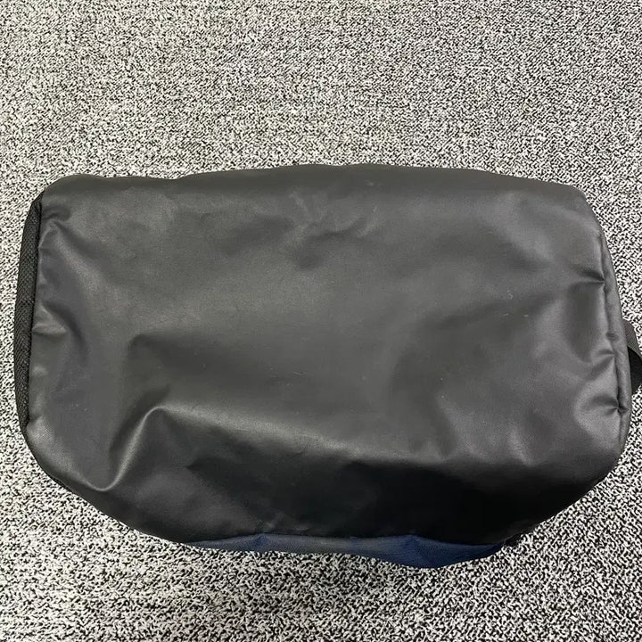 [BUNJANG] Nike Brasilia 9.5 Training Duffel Bag / 빈티지9. 나이키 브라질리아 9.5 트레이닝 더플백 크로스백 가방 보스턴