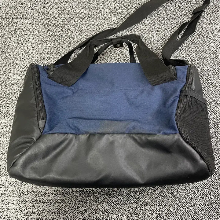 [BUNJANG] Nike Brasilia 9.5 Training Duffel Bag / 빈티지9. 나이키 브라질리아 9.5 트레이닝 더플백 크로스백 가방 보스턴