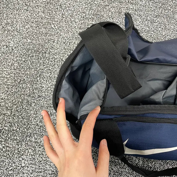 [BUNJANG] Nike Brasilia 9.5 Training Duffel Bag / 빈티지9. 나이키 브라질리아 9.5 트레이닝 더플백 크로스백 가방 보스턴