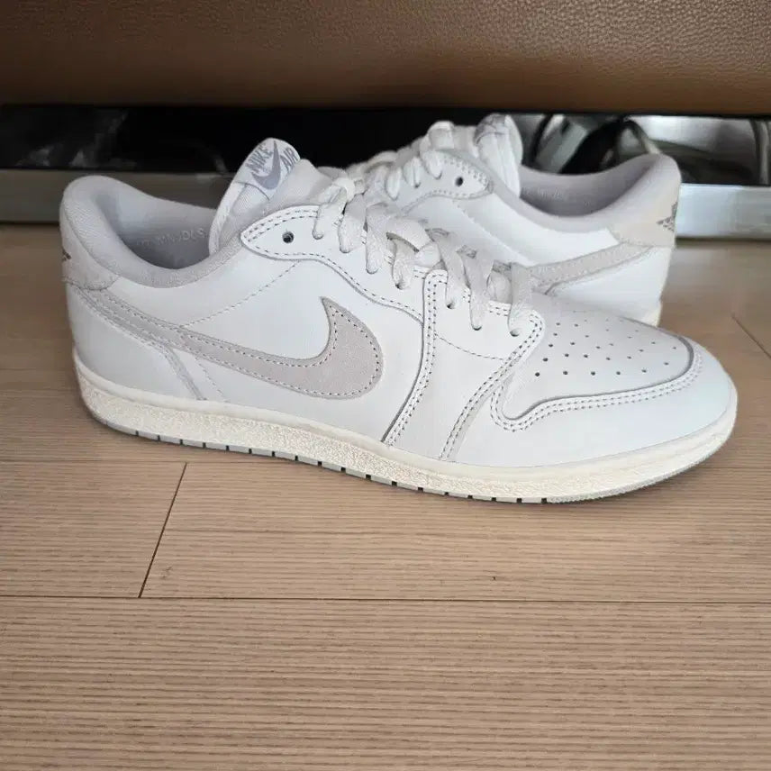 [BUNJANG] Nike Jordan 1 Low 85 Neutral Grey Sneakers / 나이키 조던 1 로우 85 뉴트럴 그레이 280