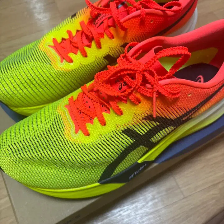 [BUNJANG] Asics Metaspeed Edge Paris Safety Yellow Black 270 Running Shoes / 아식스 메타스피드 엣지 파리 세이프티 옐로우 블랙 270