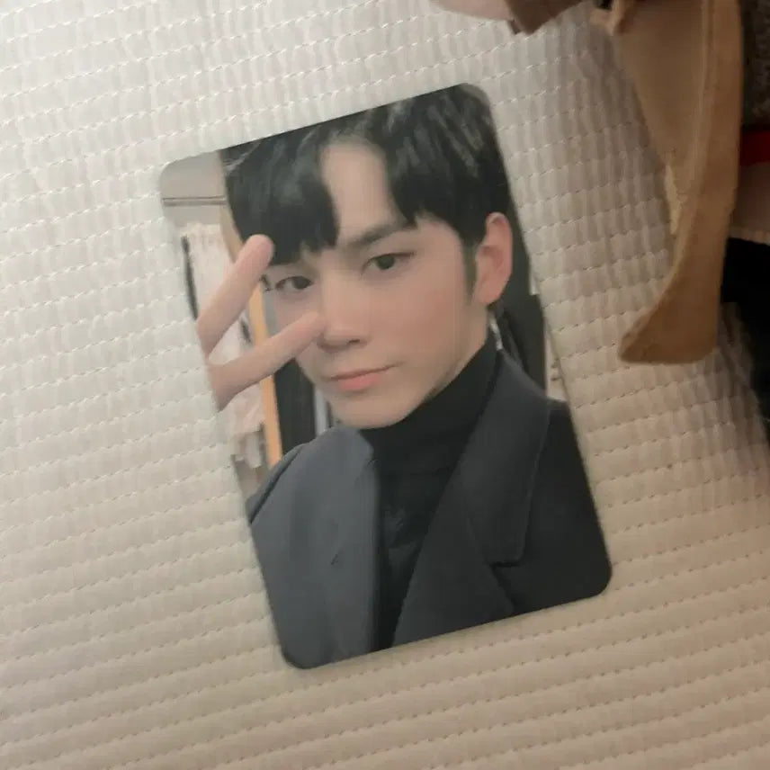 [BUNJANG] Wanna One Ong Seongwu Doll / (포카O.공식) 워너원 옹성우 인형
