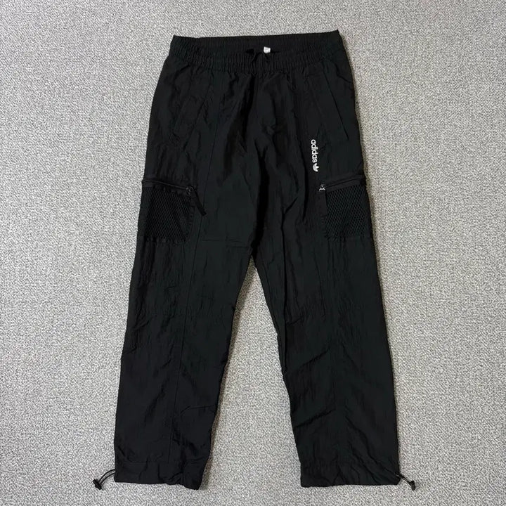 [BUNJANG] Adidas Nylon Training Pants M / 아디다스 트레이닝 나일론 팬츠 M