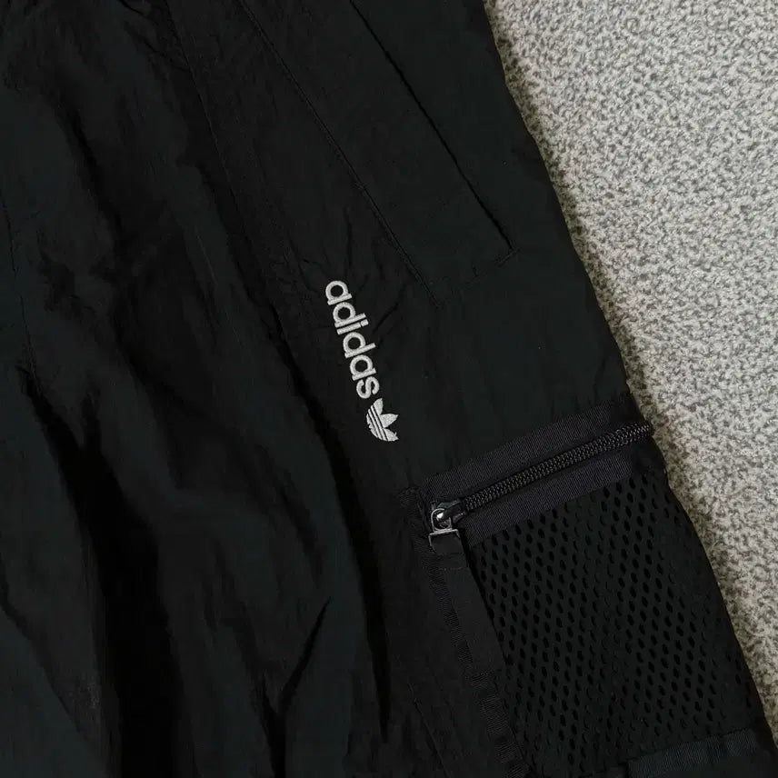 [BUNJANG] Adidas Nylon Training Pants M / 아디다스 트레이닝 나일론 팬츠 M