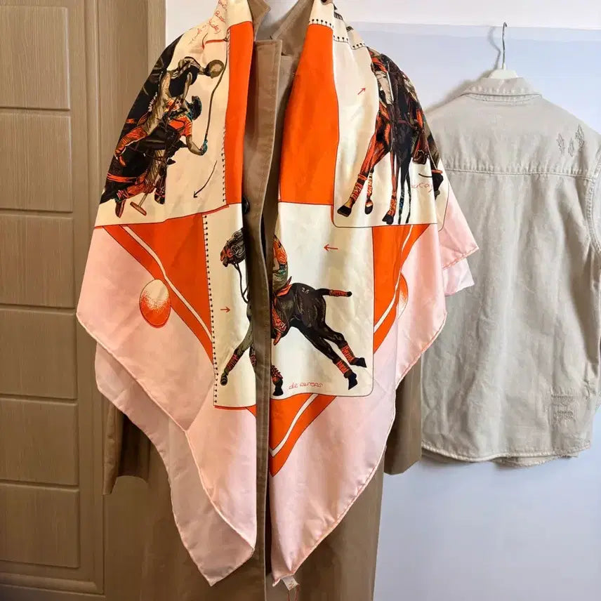 [BUNJANG] Hermes Silk Scarf / 에르.스카프
