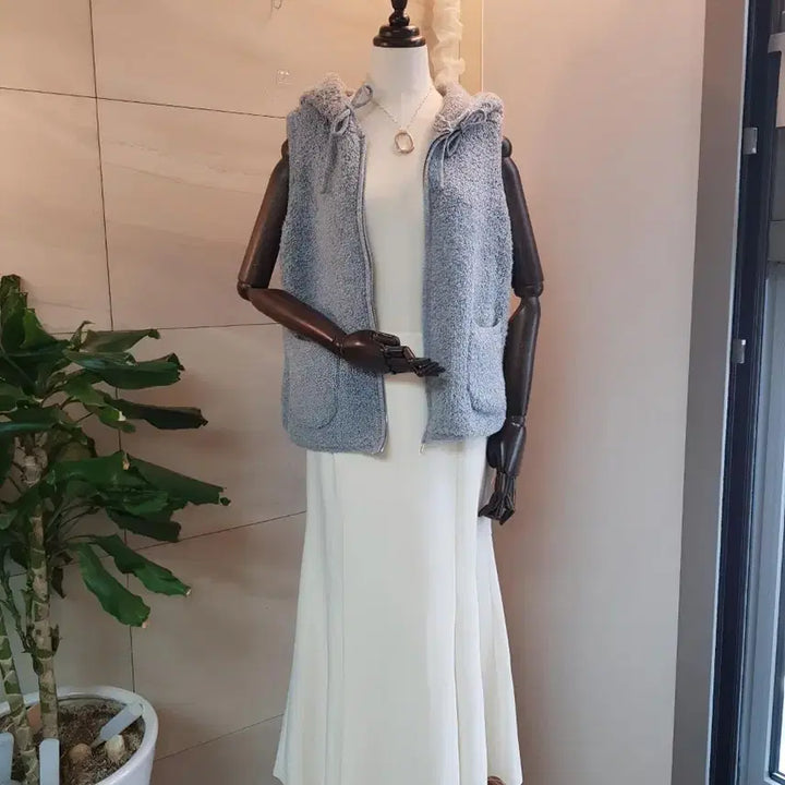 [BUNJANG] TheSoori Boucle Hooded Vest / 지금 딱 입는 부클 후드 베스트  버터처럼 부드러운 간절기 필수템