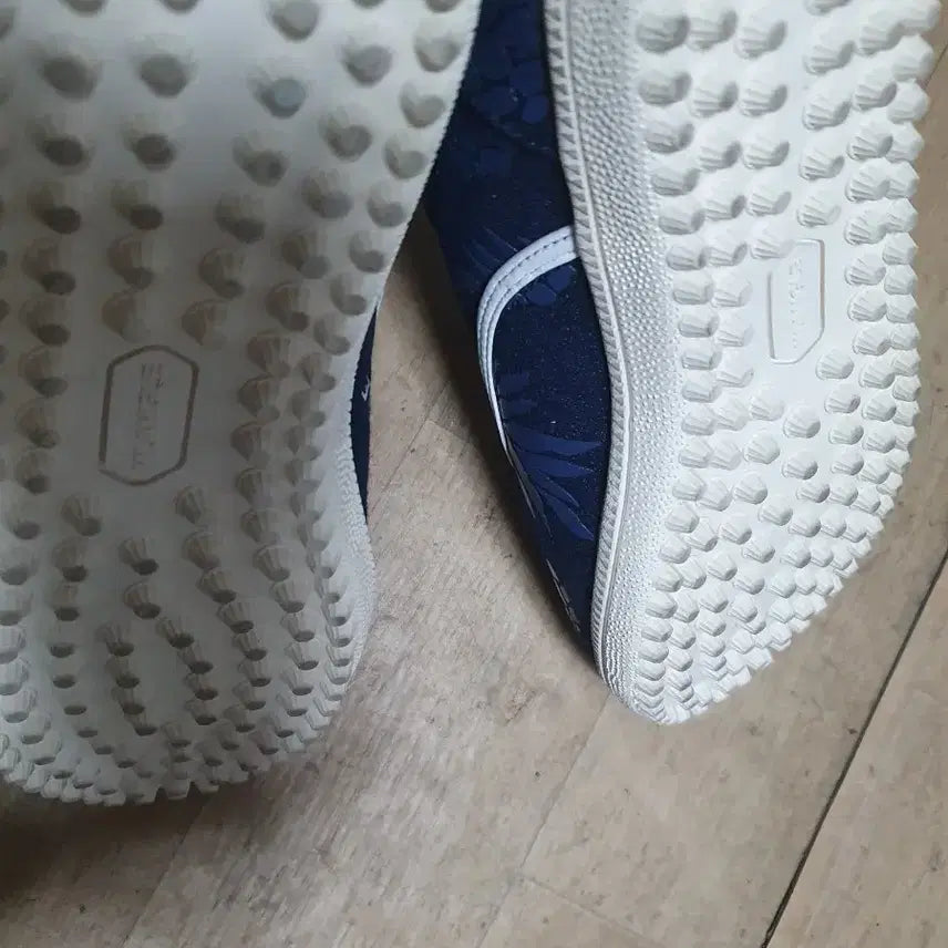 [BUNJANG] WAIDE ANGLE Golf Shoes / 245 와이드앵글 골프화