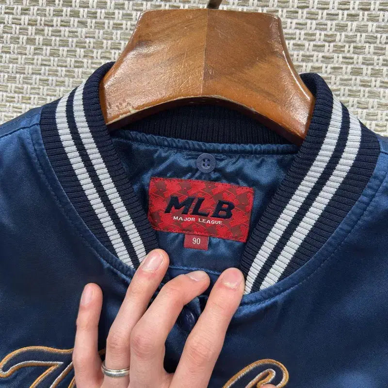 [BUNJANG] MLB New York Yankees Stadium Varsity Jacket / MLB 뉴욕양키스 스타디움 바시티자켓 90 A07828